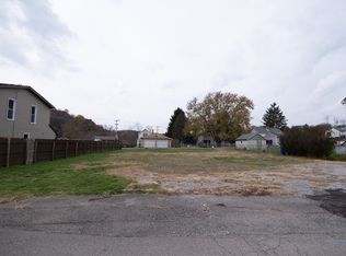 111 Poplar St, Imperial, PA 15126