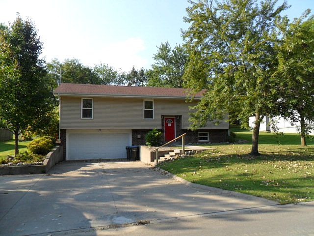 1st image of 1308 E Meadow Ln