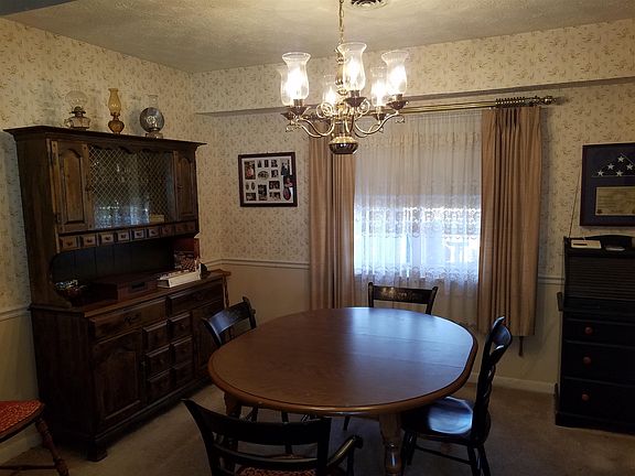 4th image of 207 Benefield Dr