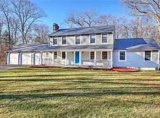 165 Bungy Rd, Scituate, RI 02857