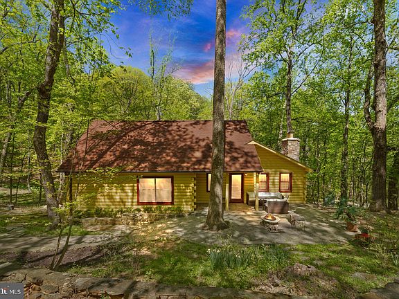 2nd image of 1850 Ridge Rd