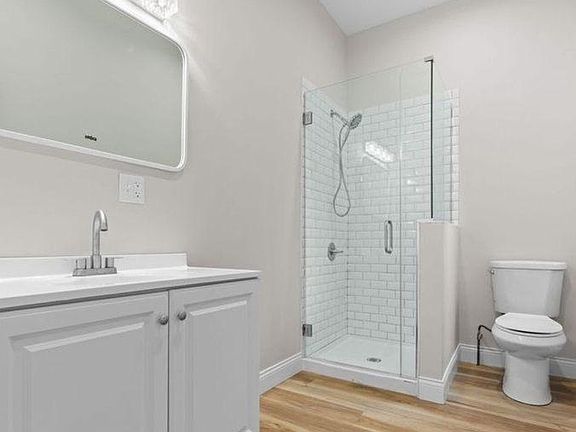 4th image of 8915 S Commercial Ave #1M