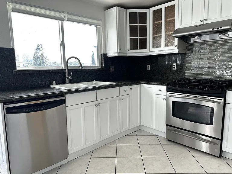 30702 Passageway Pl — Photo 8