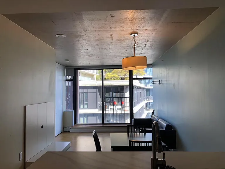 128 Cordova St W #14F — Photo 5