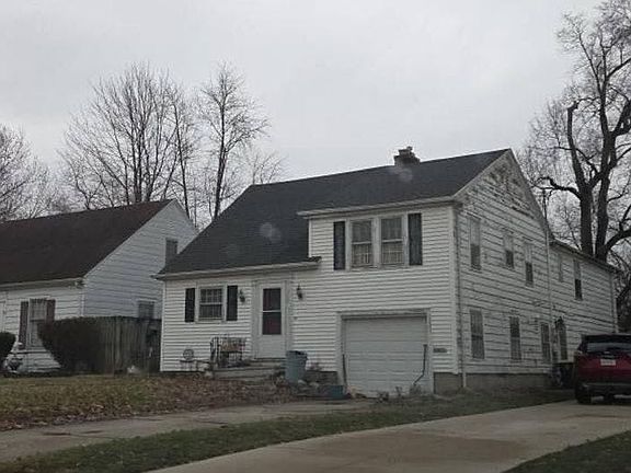 2nd image of 319 W Fleming Ave