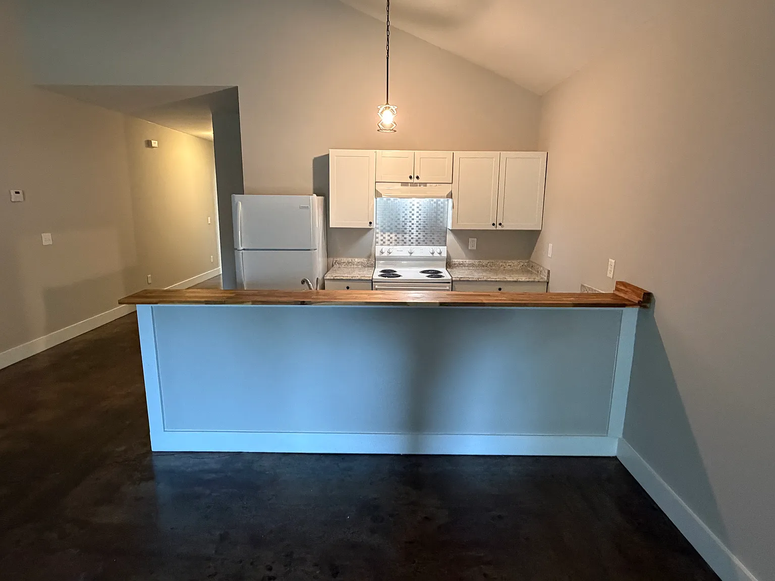 2 bed, 1000 sqft, $950 — Photo 3