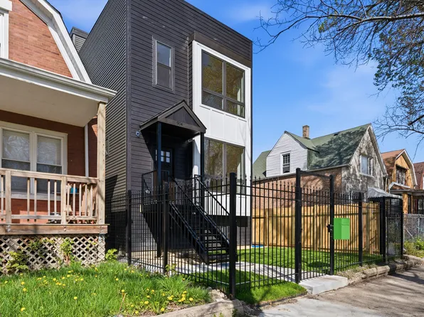 904 N Trumbull Ave, Chicago, IL 60651