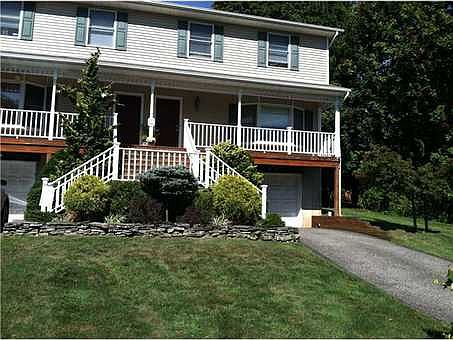 2nd image of 23A Grand Ave