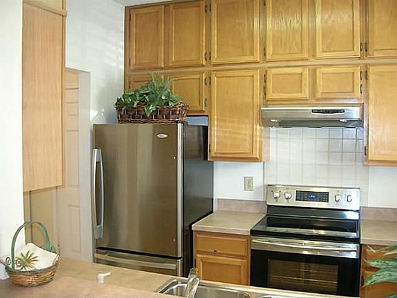 5th image of 5701 Gaston Ave APT 1