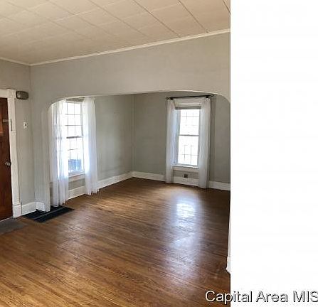 4th image of 234 W North St