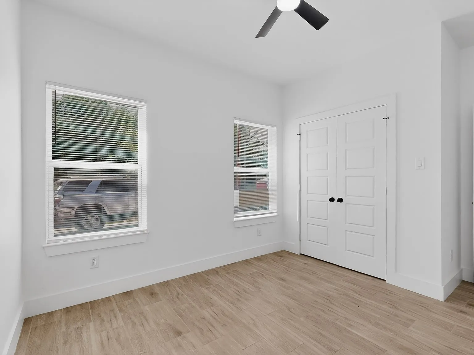 2 bed, 850 sqft, $1,425 — Photo 1