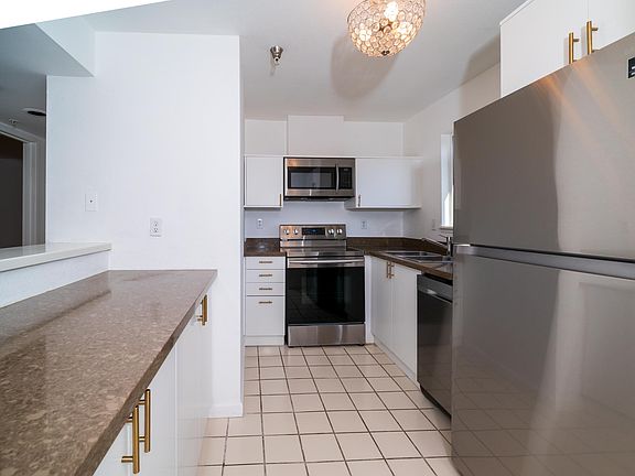3rd image of 3855 Carter Dr APT 307