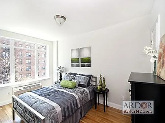 Sold by ArdorNY | media 25