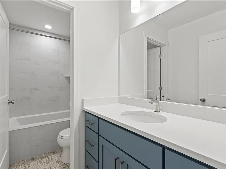506 W Ascent Dr — Photo 11