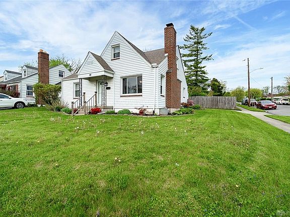 2nd image of 301 Dawnview Ave
