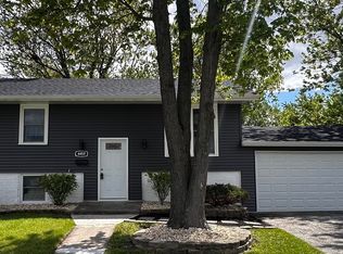 4459 Balmoral Dr, Richton Park, IL 60471