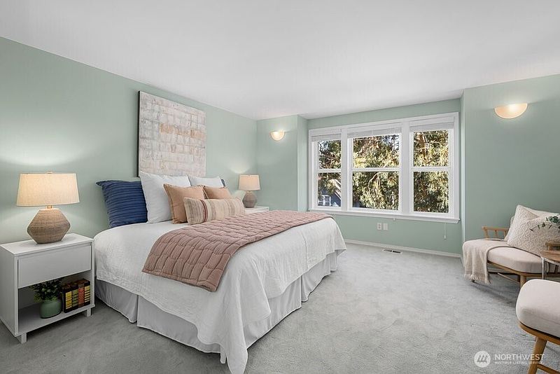 5th image of 317 27th Avenue E