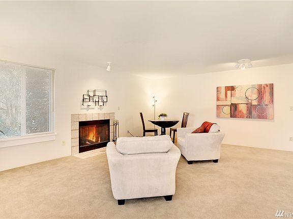 4th image of 17700 N Park Pl N #4