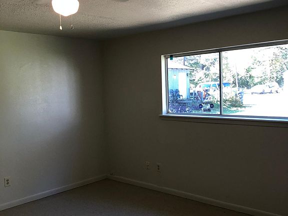 5th image of 7115 Gregory St