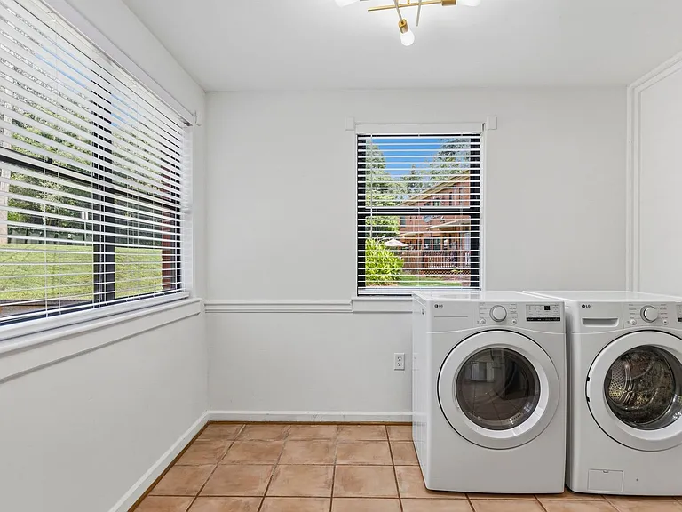 16 Faris Cir — Photo 11