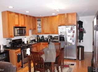 2121 N Larrabee St, Chicago, IL 60614