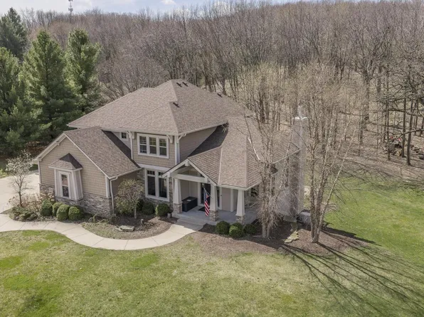 W328S8845 South Oak Tree DRIVE, Mukwonago, WI 53149