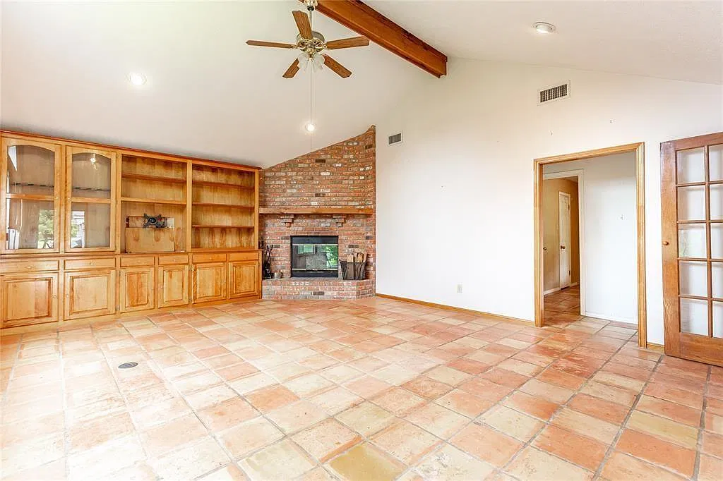 3 bed, 2.0 bath, 1448 sqft, $1,950 — Photo 1