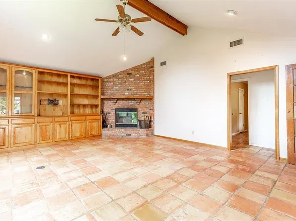 1470 Cooks Rd, Silsbee, TX 77656