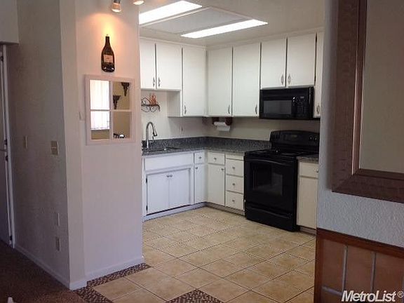 4th image of 2364 Alta Garden Ln #B