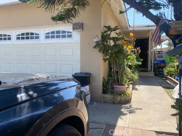 604 W 83rd St, Los Angeles, CA 90044