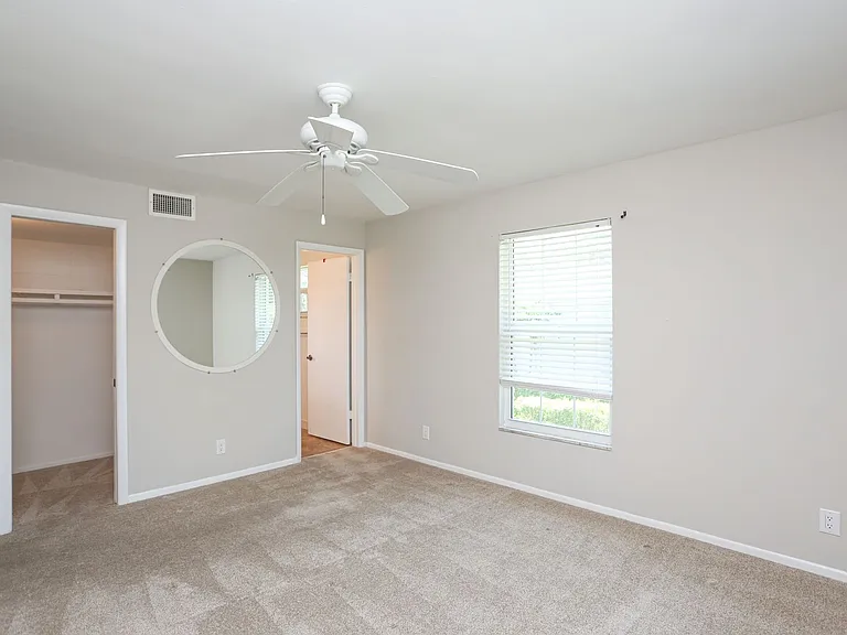 221 Cypress Way E #201 — Photo 16