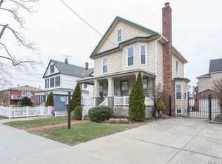 717 150th St, Whitestone, NY 11357