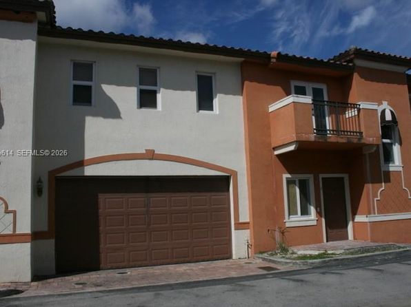 5988 SW 8th St APT 2