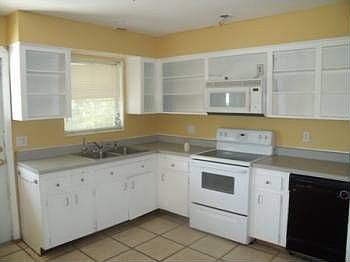 5th image of 6831 Boston Dr