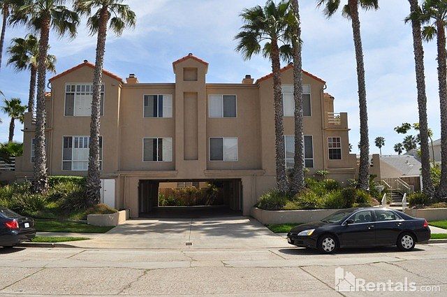 1st image of 1077 Tourmaline St