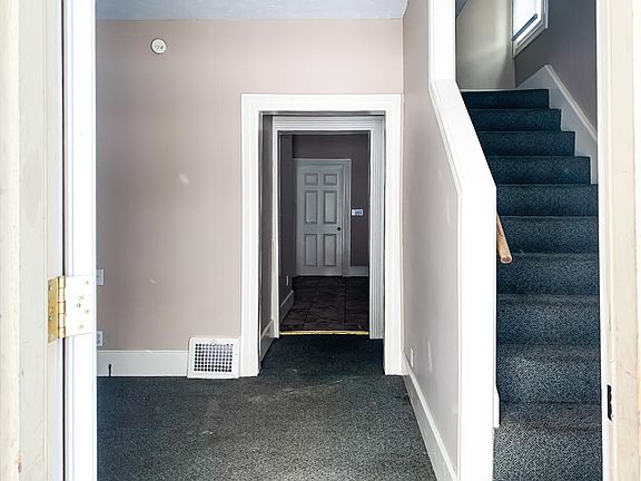 2nd image of 1129 N Brookfield St