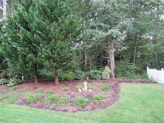 4th image of 4128 Coles Point Way