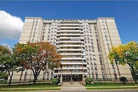 130 Neptune Dr #202