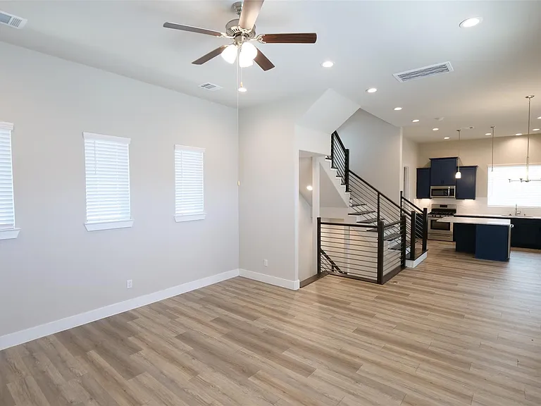 9004 Lonestar Creekbend Ln — Photo 15