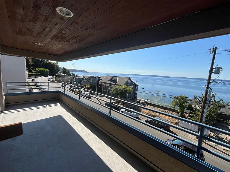 4208 Beach Drive — Photo 39