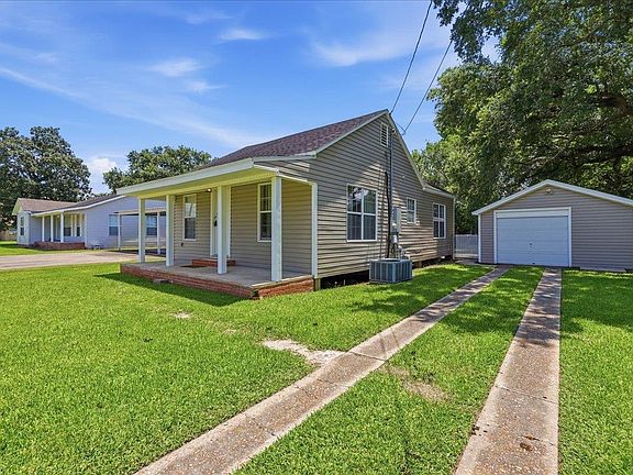 3rd image of 1203 Spurlock Rd