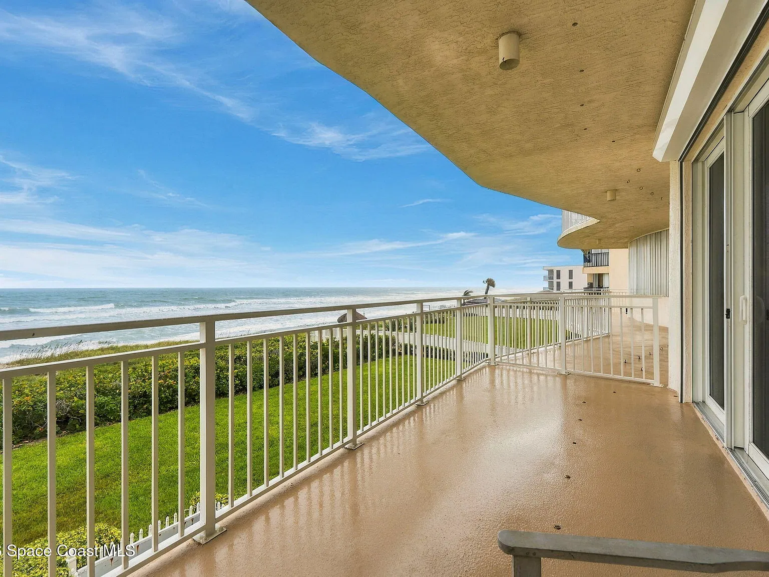 3 bed, 3.0 bath, 1790 sqft, $4,750 — Photo 2