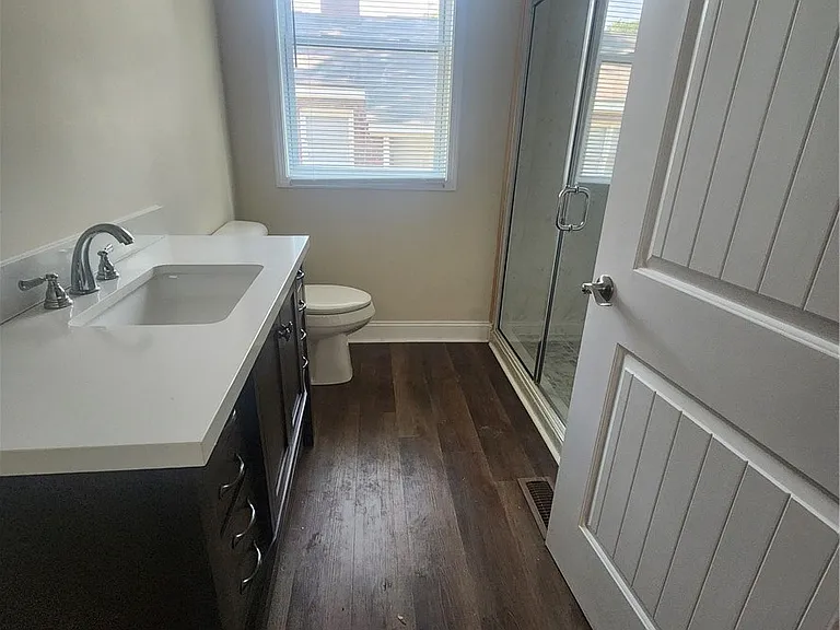 3826 John Marshall Rd — Photo 2