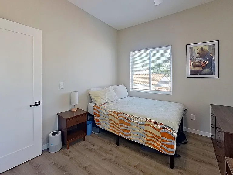 4929 College Ave — Photo 27