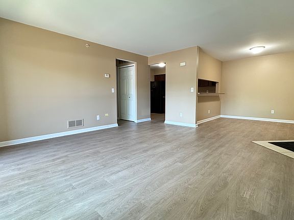 3rd image of 2635 Greenstone Blvd APT 505