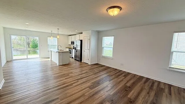 1111 Cobra Dr #0 — Photo 4