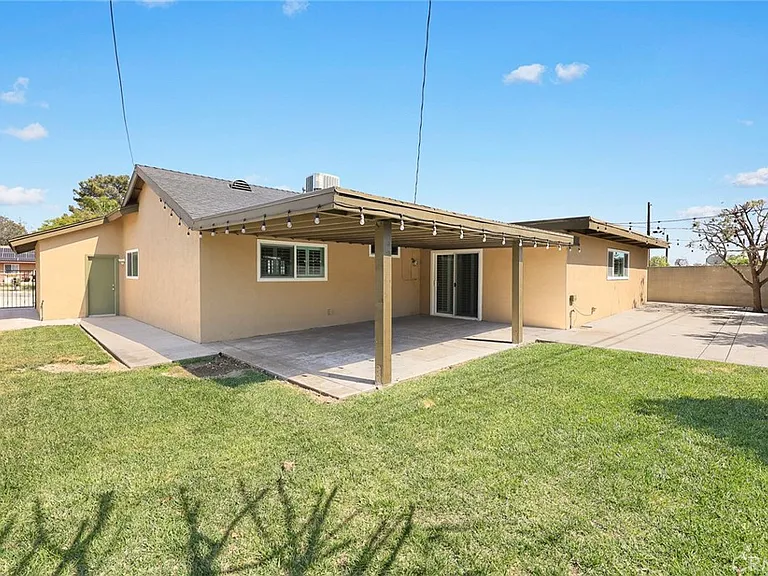 1641 Maywood Ave — Photo 32