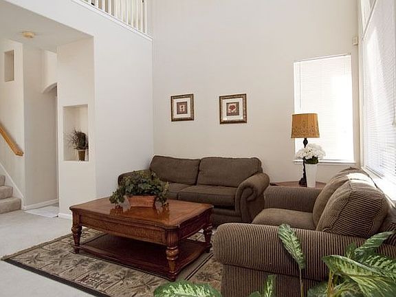 3rd image of 2586 Las Palmas Way