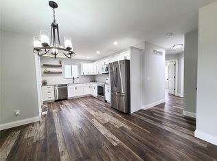 16 Timberline Dr, Moscow Mills, MO