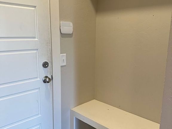 5th image of 614 NW 175th St Unit B